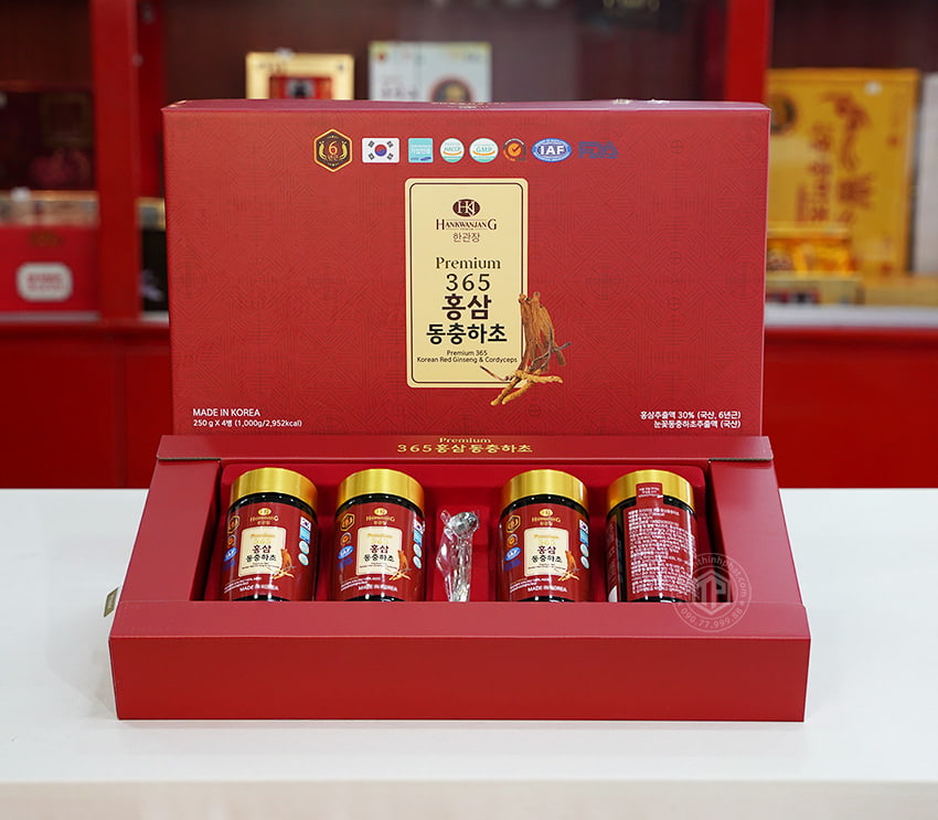 Cao hồng sâm đông trùng hạ thảo Hàn Quốc hộp 4 lọ x 240g Cao hồng sâm đông trùng hạ thảo Hàn Quốc hộp 4 lọ x 240g