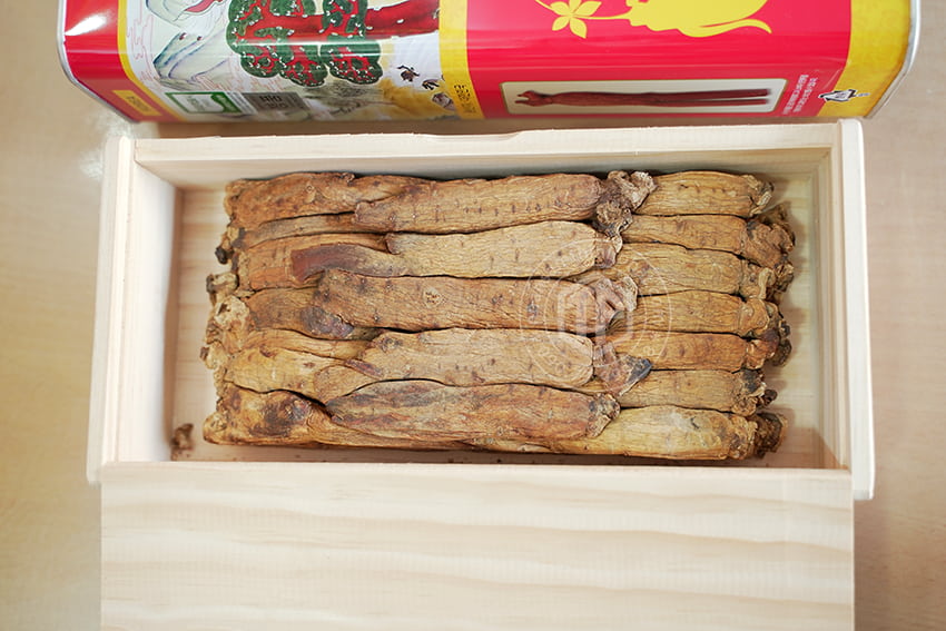 Hồng sâm củ khô hộp thiếc 600g chính hãng Daedong Hàn Quốc củ nhỏ Hồng sâm củ khô hộp thiếc 600g chính hãng Daedong Hàn Quốc củ nhỏ