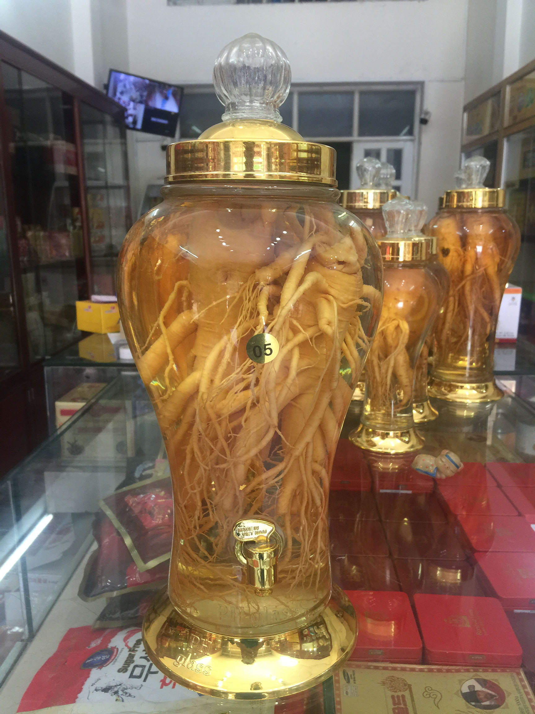 Cửa hàng bán nhân sâm tươi Hàn Quốc để ngâm rượu, hầm gà, ngâm mật ong tại Vị Thanh, Phủ Lý