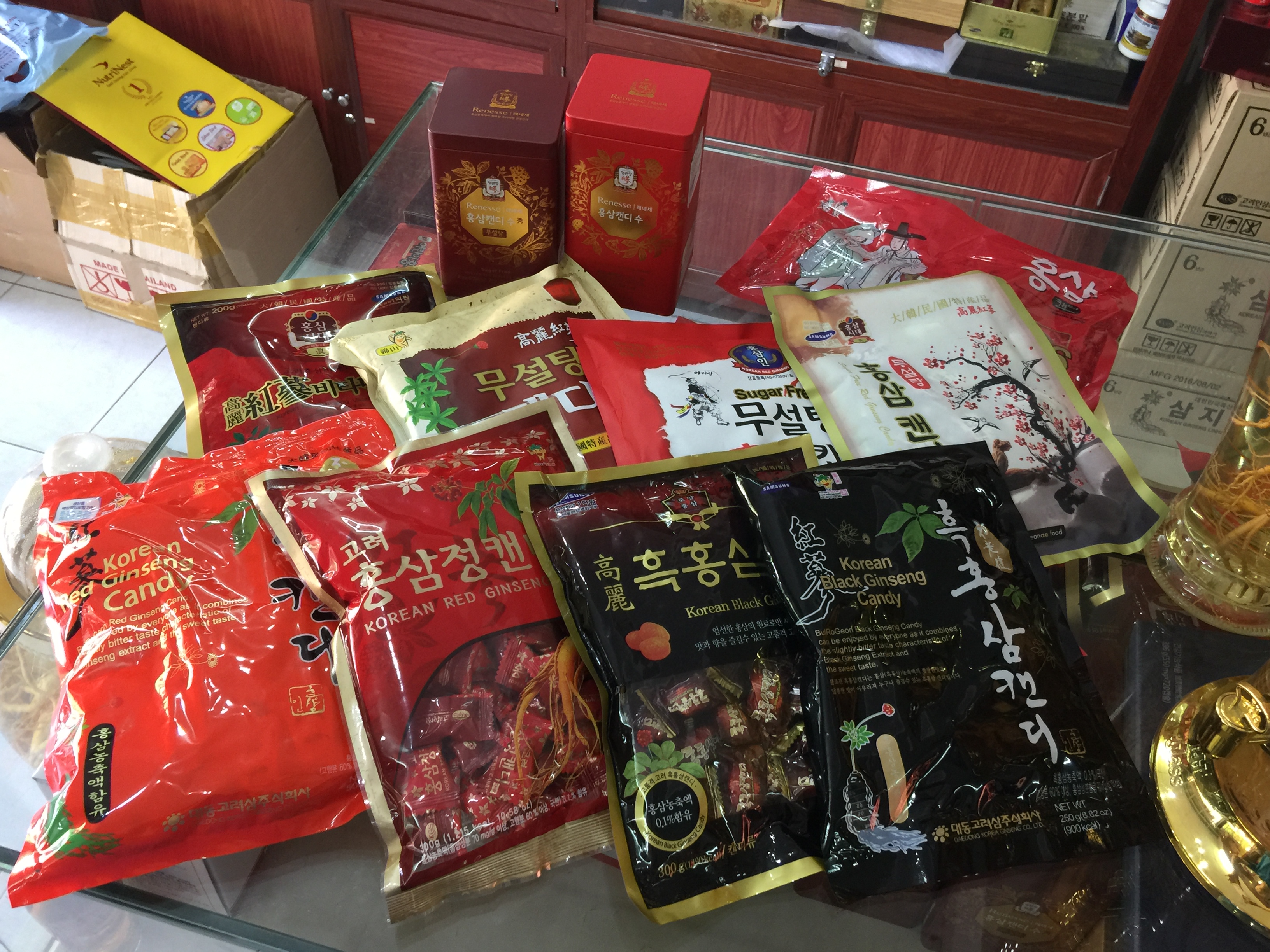 Địa chỉ cửa hàng bán sâm củ khô hộp thiếc, rượu nhân sâm tại Long Biên